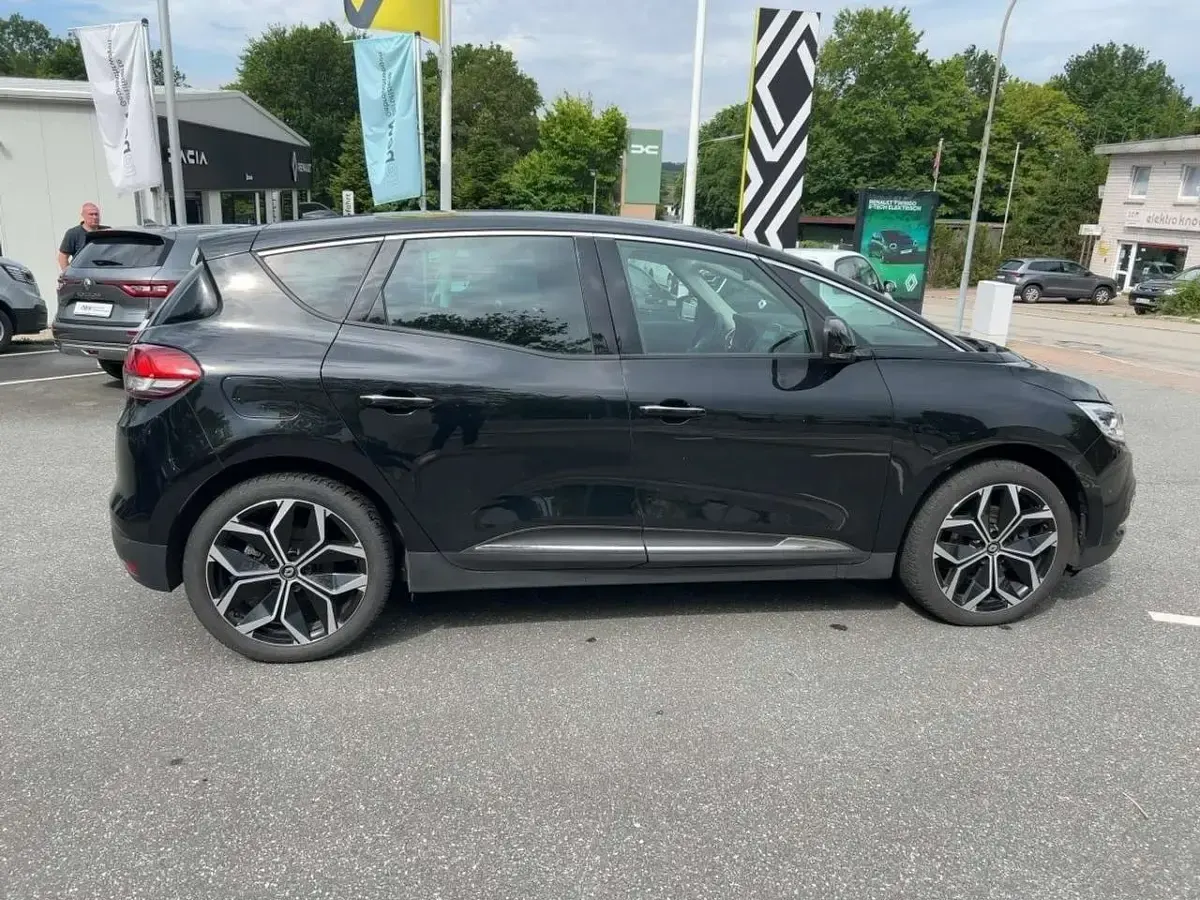 Gebraucht Renault Scénic IV Intens 140 PS (102 kW) 2022 Schwarz Van / Kleinbus