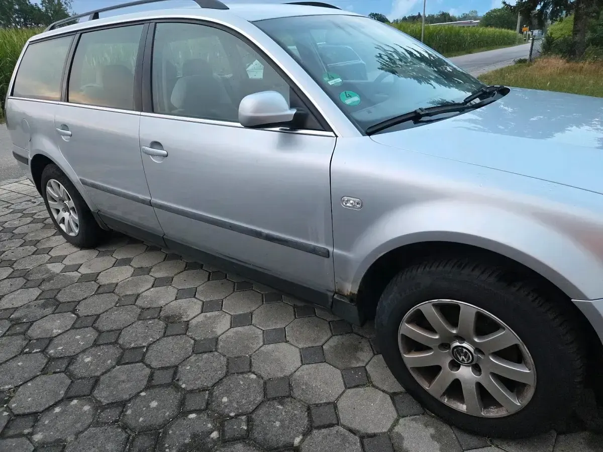 Gebraucht VW Passat 150 PS (110 kW) 2003 Silber Kombi