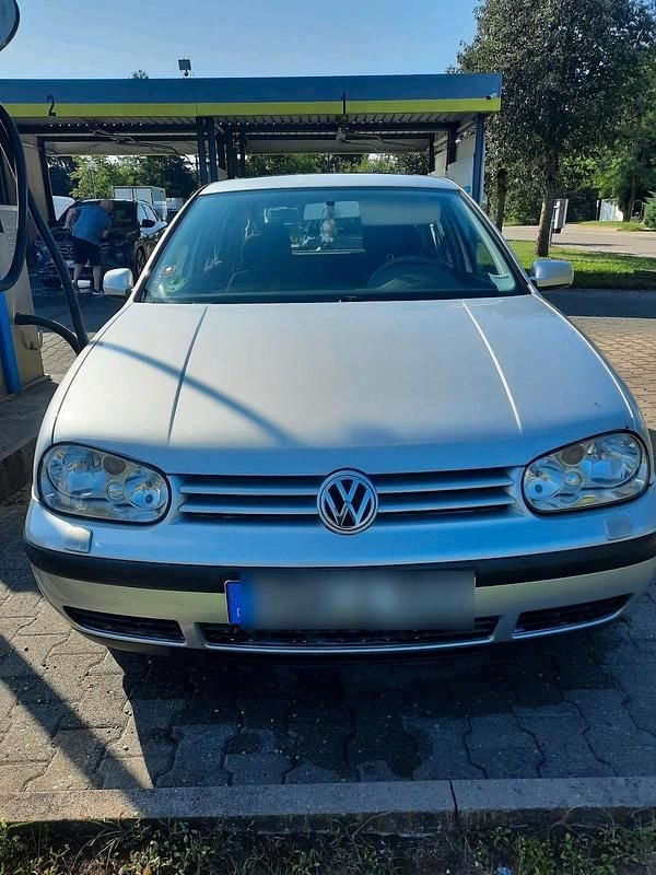 Grau Gebraucht 2001 VW Golf IV Kleinwagen | 350 € (Superpreis) - Bild 1/4