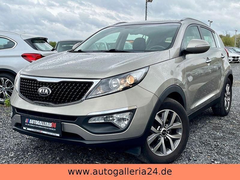 Silber Gebraucht 2014 Kia Sportage Attract SUV | 9.990 € (Fairer Preis) - Bild 1/4