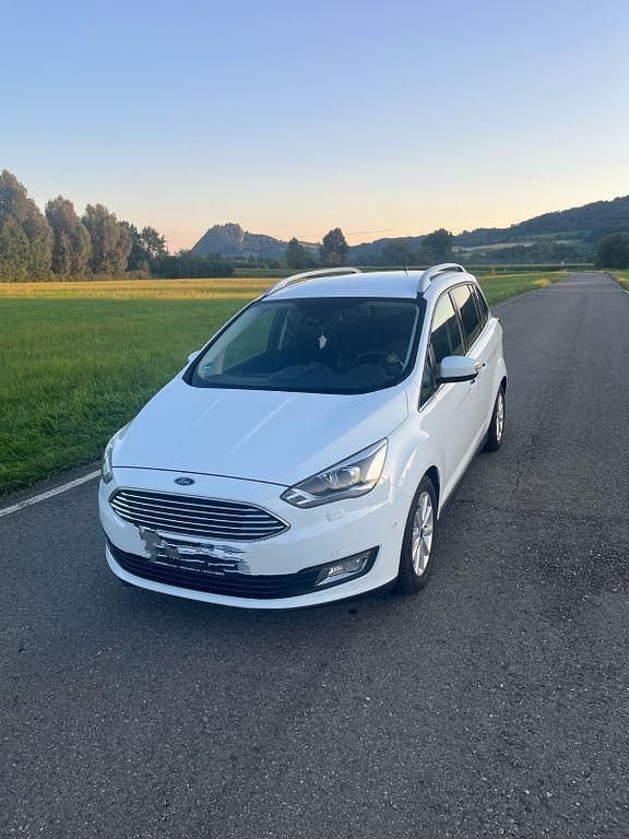 Weiß Gebraucht 2018 Ford C-MAX Titanium Van / Kleinbus | 13.900 € (Fairer Preis) - Bild 1/4