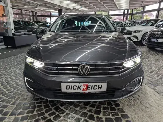 Gebraucht VW Passat GTE 218 PS (160 kW) 2022 Grau Kombi