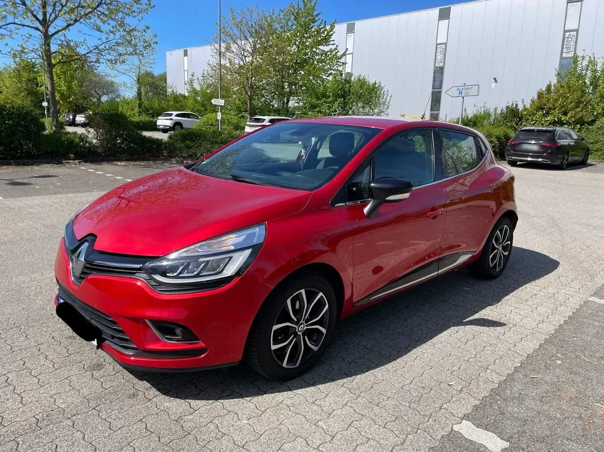 Gebraucht Renault Clio 90 PS (66 kW) 2018 Rot Kleinwagen