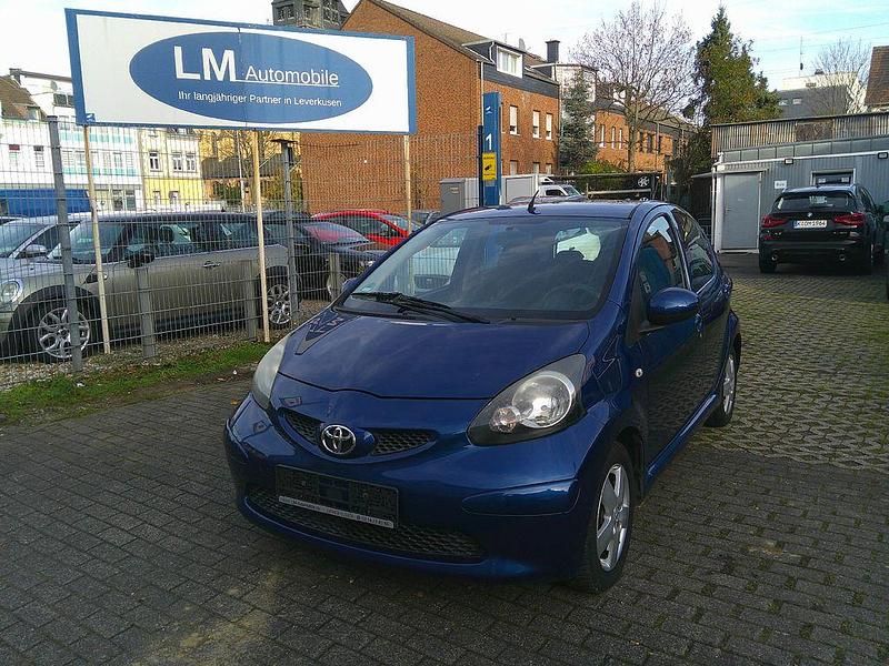 Blau Gebraucht 2007 Toyota Aygo Kleinwagen | 2.950 € (Fairer Preis) - Bild 1/4