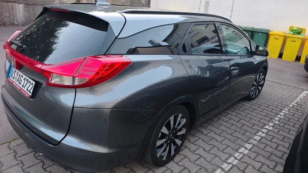 Gebraucht Honda Civic Elegance 120 PS (88 kW) 2014 Grau Kombi