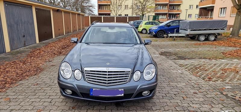 Grau Gebraucht 2007 Mercedes E280 Elegance Kombi | 4.900 € (Guter Preis) - Bild 1/4