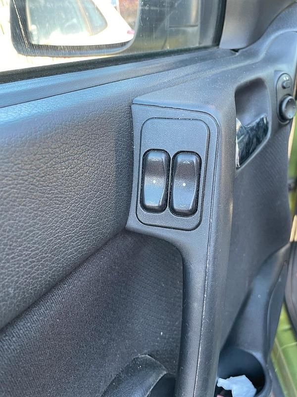 Gebraucht Opel Astra 90 PS (66 kW) 2001 Grün Coupé