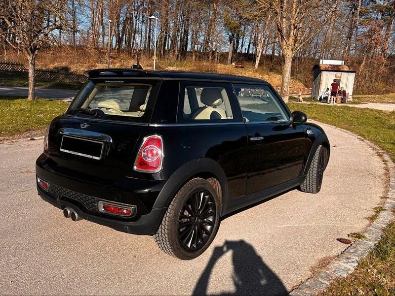 Second-hand Mini Cooper S 184 CP (135 kW) 2012 Negru Hatchback