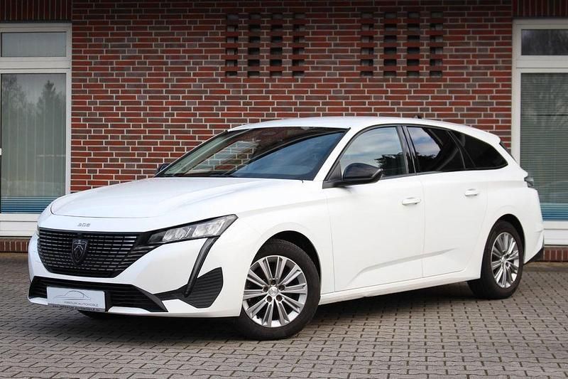 Gebraucht Peugeot 308 SW Allure 131 PS (96 kW) 2022 Weiß Kombi