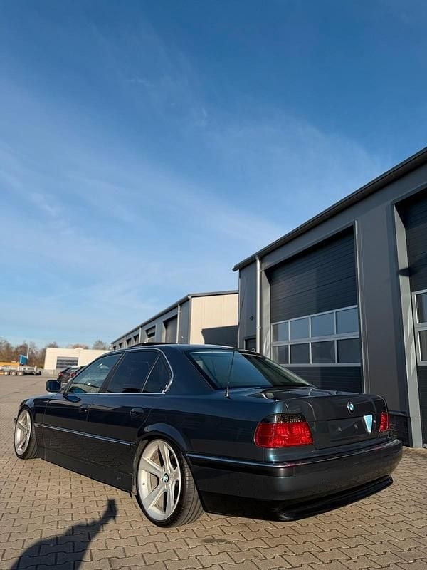 Gebraucht BMW 740 286 PS (210 kW) 1994 Blau Limousine