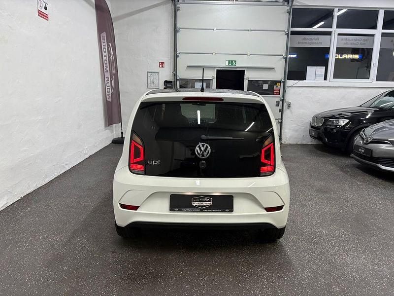 Gebraucht VW up! Design 60 PS (44 kW) 2016 Weiß Kleinwagen