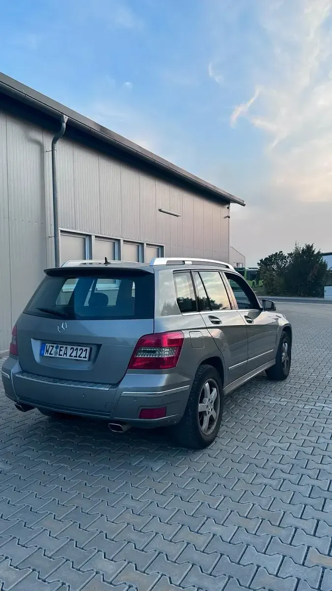 Gebraucht Mercedes GLK220 170 PS (125 kW) 2010 Grau SUV