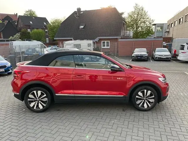 Gebraucht VW T-Roc Cabriolet Goal 150 PS (110 kW) 2025 Kings red metallic Cabrio