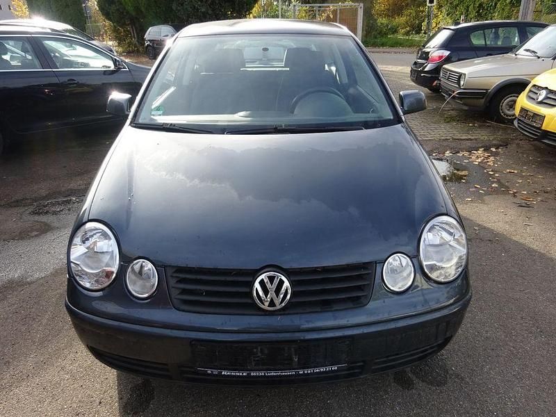 Gebraucht VW Polo Trendline 75 PS (55 kW) 2002 Grau Kleinwagen