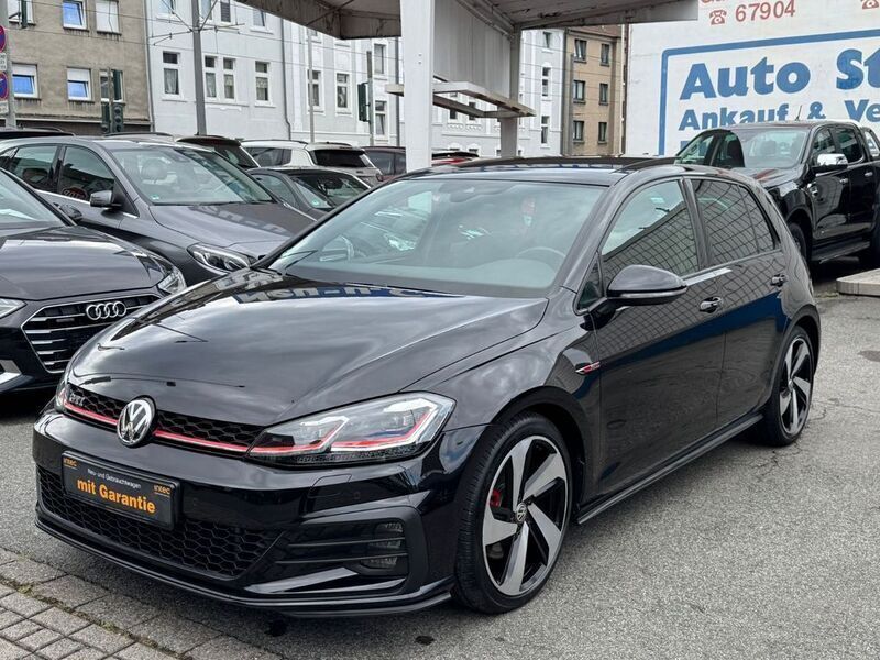 Schwarz Gebraucht 2017 VW Golf VII GTI Limousine | 21.650 € (Etwas zu teuer) - Bild 1/4