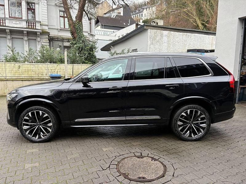 Gebraucht Volvo XC90 Plus 455 PS (334 kW) 2025 Onyx black / metallic SUV