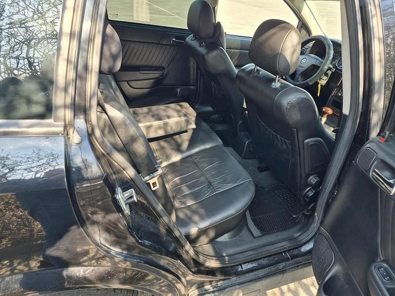 Gebraucht Opel Astra 120 PS (88 kW) 2002 Schwarz Kombi