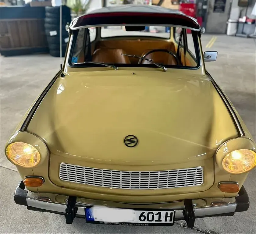 Gebraucht Trabant 601 26 PS (19 kW) 1982 Gold Kleinwagen