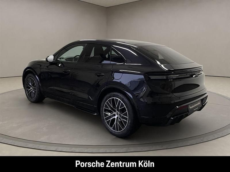 Gebraucht Porsche Macan GTS 419 kW (571 PS) 2026 Schwarz SUV