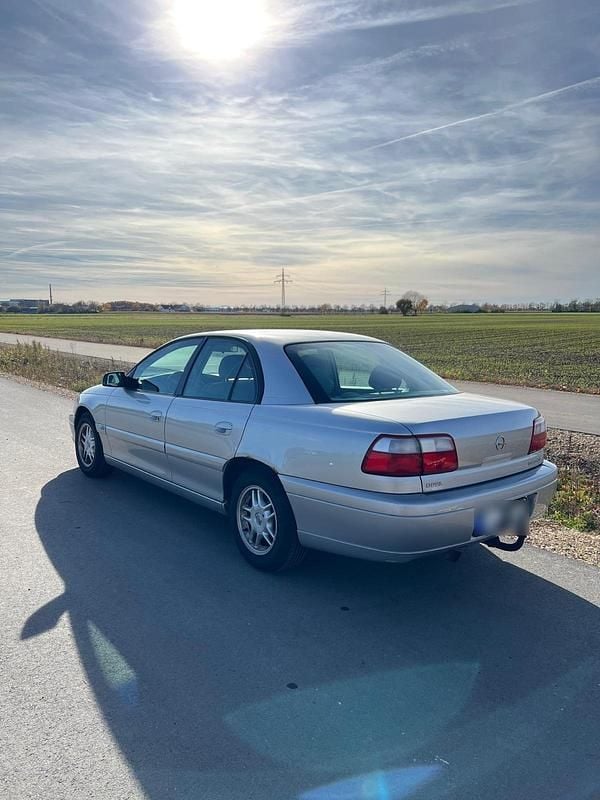 Gebraucht Opel Omega 144 PS (105 kW) 2001 Silber Limousine
