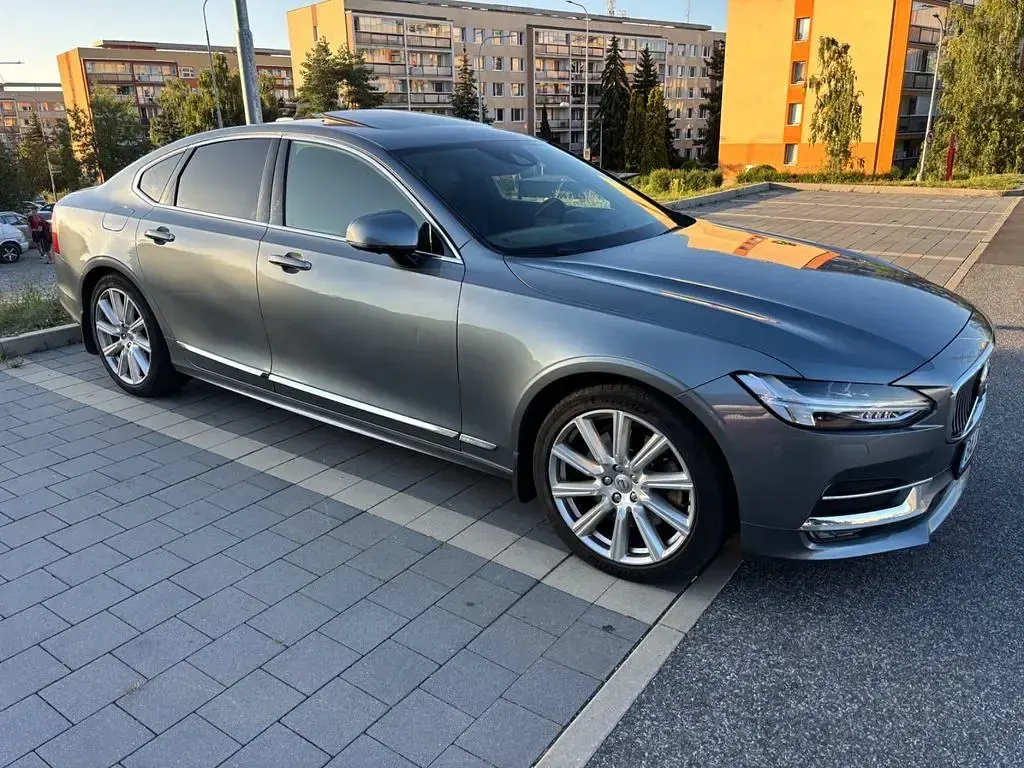 Gebraucht Volvo S90 Inscription 235 PS (172 kW) 2019 Grau Limousine