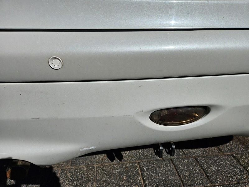 Gebraucht Peugeot 206 CC 109 PS (80 kW) 2002 Weiß Cabrio