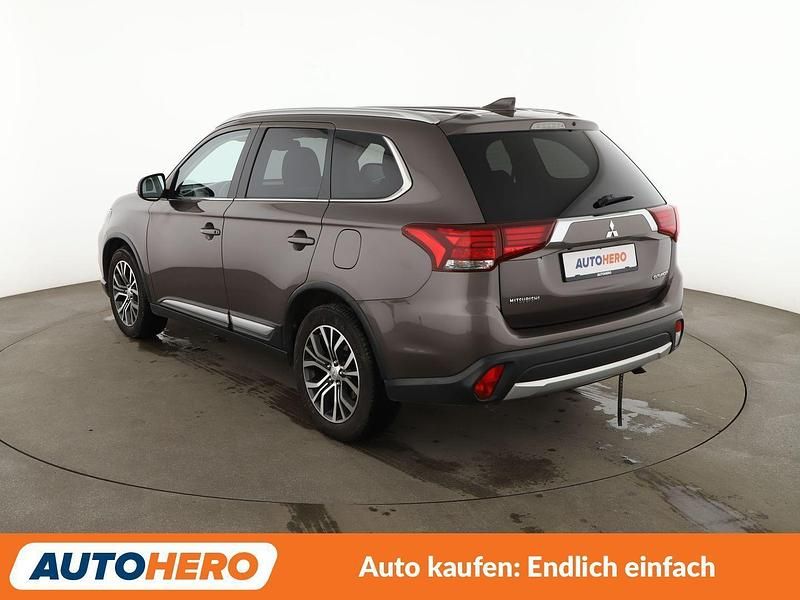 Gebraucht Mitsubishi Outlander Edition+ 150 PS (110 kW) 2018 Braun SUV