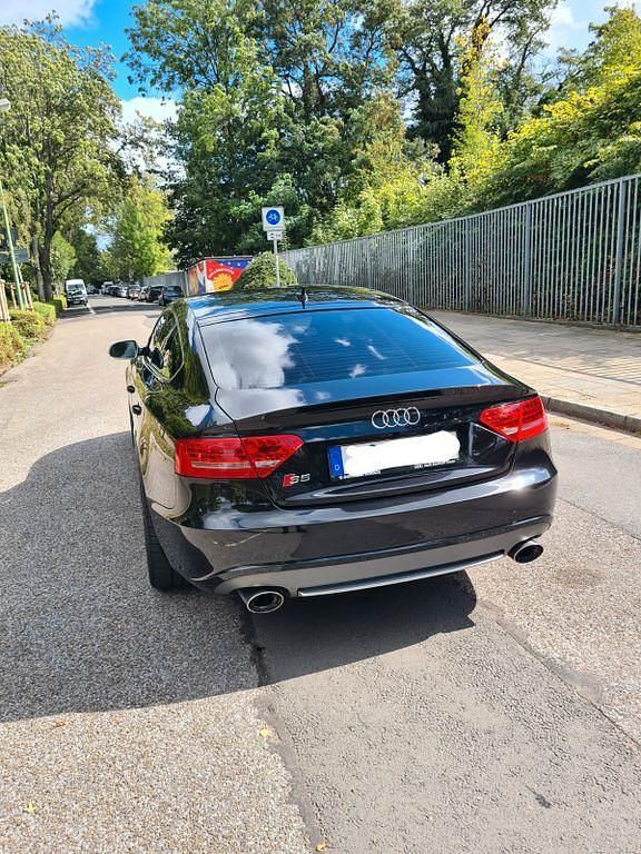 Schwarz Gebraucht 2010 Audi S5 Sportback Sport Kleinwagen | 21.400 € (Teuer) - Bild 1/4