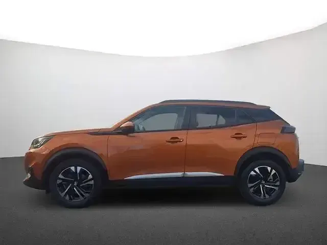 Gebraucht Peugeot 2008 Allure 131 PS (96 kW) 2021 Orange SUV