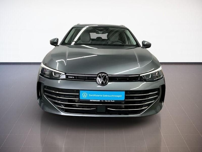 Gebraucht VW Passat Elegance 177 PS (130 kW) 2025 Diabasgrau metallic Kombi