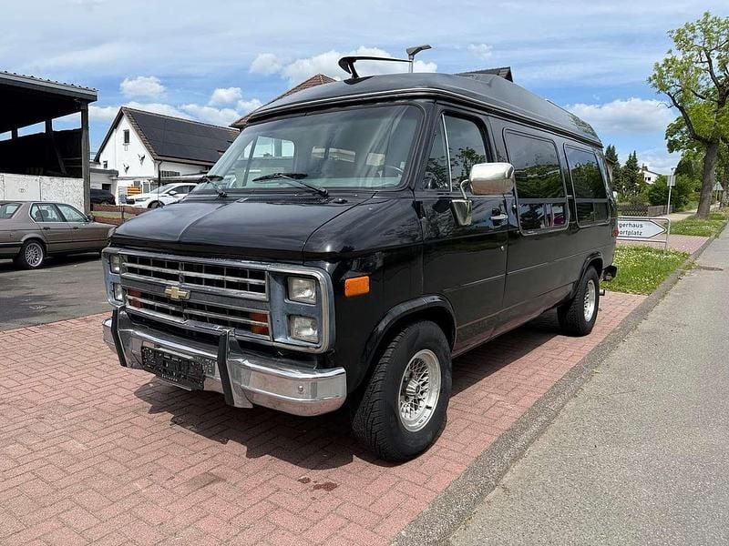 Schwarz Gebraucht 1989 Chevrolet Starcraft Van | 10.990 € - Bild 1/4
