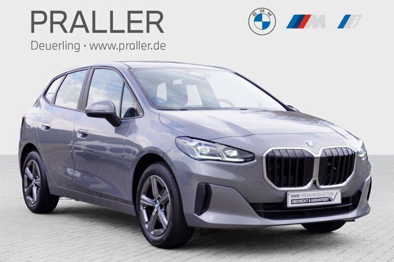 Grau Gebraucht 2024 BMW 218 Active Tourer Van / Kleinbus | 33.900 € (Etwas zu teuer) - Bild 1/4