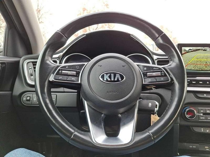 Gebraucht Kia Ceed Vision 160 PS (117 kW) 2021 Schwarz Kleinwagen