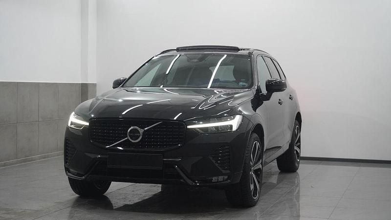 Gebraucht Volvo XC60 Plus 250 PS (183 kW) 2025 Schwarz SUV