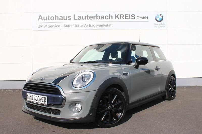 Grau Gebraucht 2016 Mini Cooper Chili Kleinwagen | 14.900 € (Etwas zu teuer) - Bild 1/4