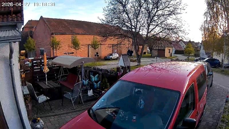Gebraucht VW Caddy 80 PS (58 kW) 2009 Rot Van / Kleinbus