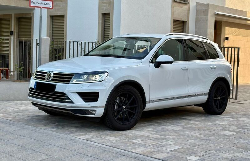 Weiß Gebraucht 2015 VW Touareg SUV | 15.900 € (Superpreis) - Bild 1/4
