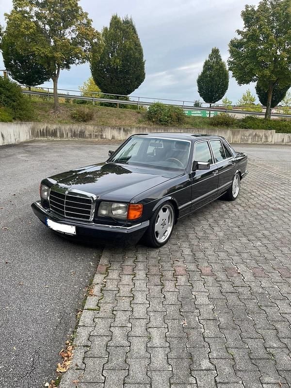 Gebraucht 1988 Mercedes 260 Limousine | 8.999 € - Bild 1/4