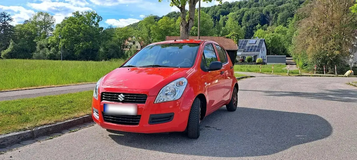 Gebraucht Suzuki Splash 65 PS (47 kW) 2009 Rot Kleinwagen