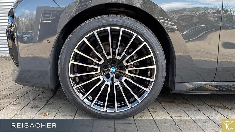 Gebraucht BMW 740 Comfort Edition 299 PS (219 kW) 2025 Bmw individual dravitgrau metal Limousine