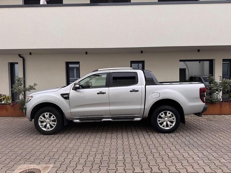 Gebraucht Ford Ranger Wildtrack 200 PS (147 kW) 2014 Silber Abholung