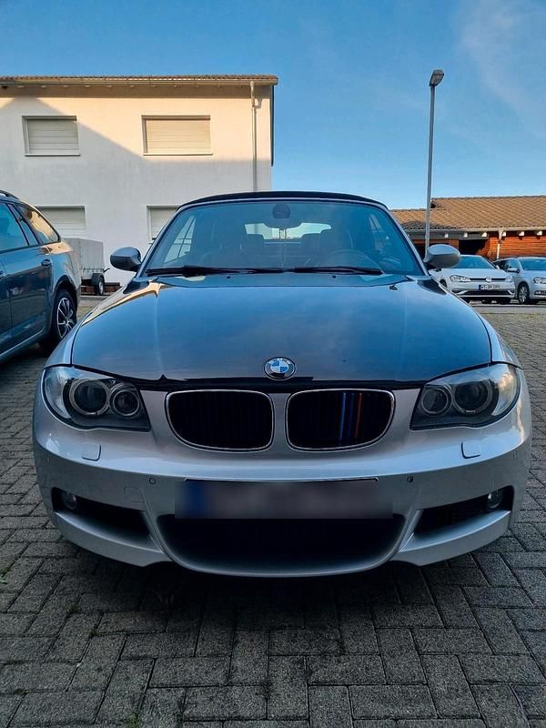 Silber Gebraucht 2008 BMW 118 Cabriolet Cabrio | 7.500 € (Fairer Preis) - Bild 1/4