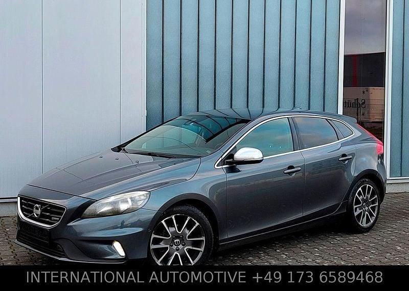 Gebraucht Volvo V40 R-Design 114 PS (83 kW) 2013 Grau Limousine
