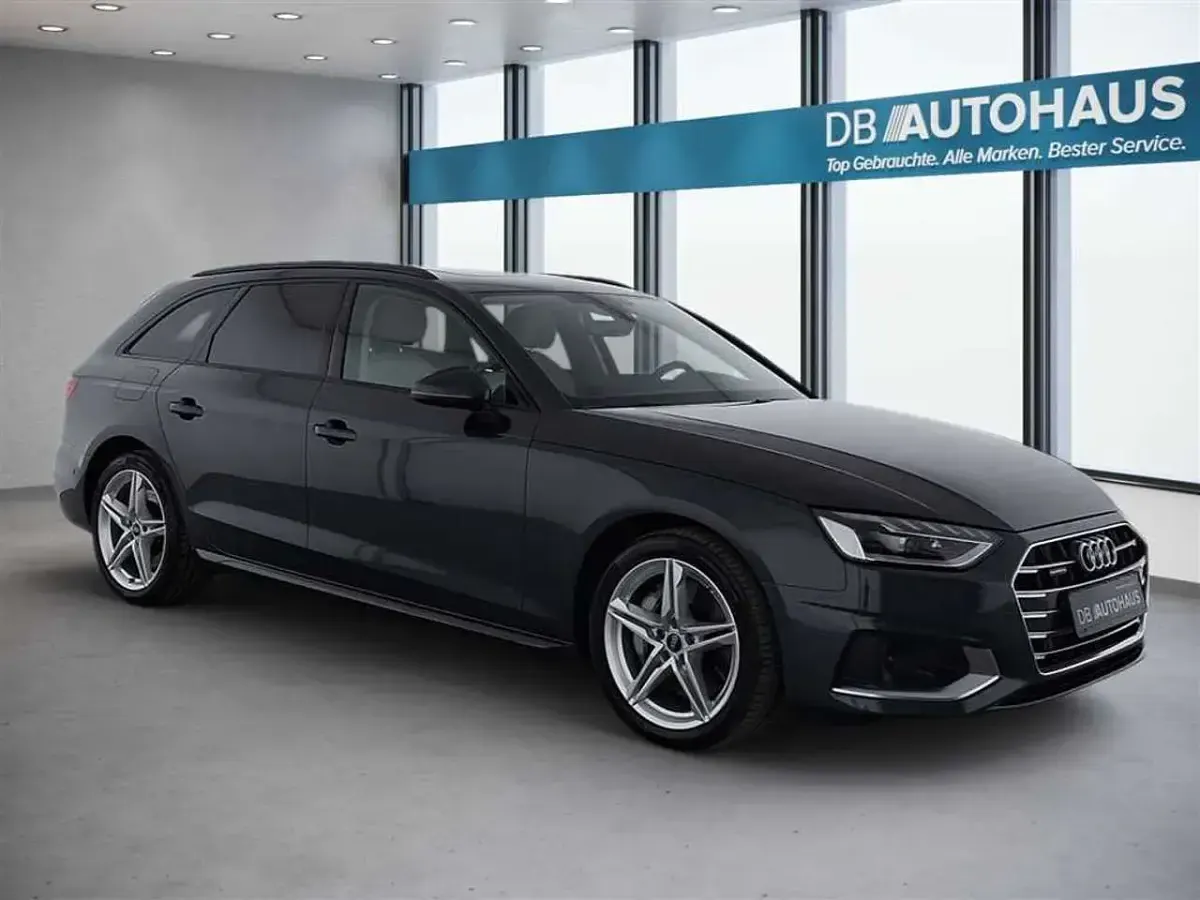 Usata Audi A4 Advanced Plus 286 CV (210 kW) 2023 Grigio Station wagon