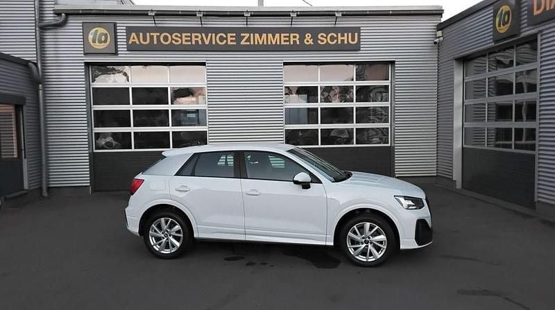 Gebraucht Audi Q2 S-Line 150 PS (110 kW) 2021 Weiß SUV