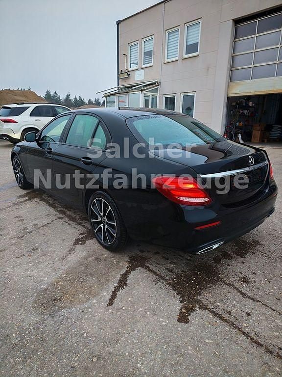 Gebraucht Mercedes E400 340 PS (250 kW) 2019 Schwarz Limousine