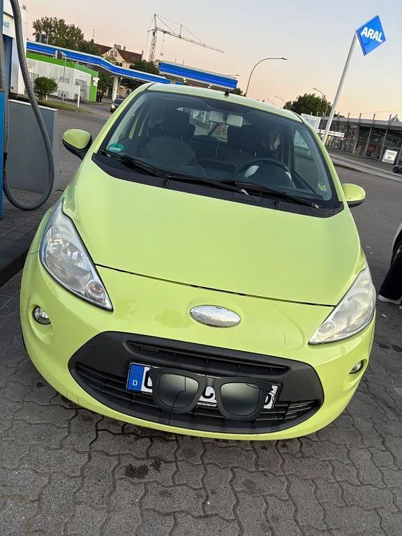 Grün Gebraucht 2009 Ford Ka Titanium Kleinwagen | 1.600 € (Guter Preis) - Bild 1/4