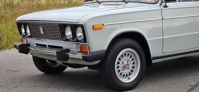 Second-hand Lada 2106 68 CP (50 kW) 1989 Berlinǎ