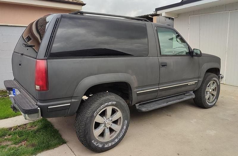 Schwarz Gebraucht 1996 Chevrolet Tahoe SUV | 14.000 € - Bild 1/4