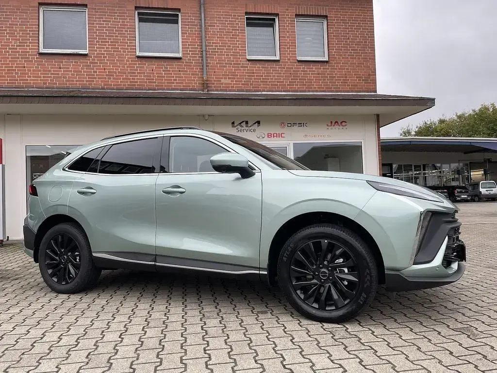 Gebraucht DFSK Forthing 5 177 PS (130 kW) 2026 Grün SUV
